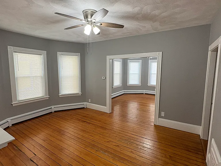 14 Grove St #1 — Photo 2