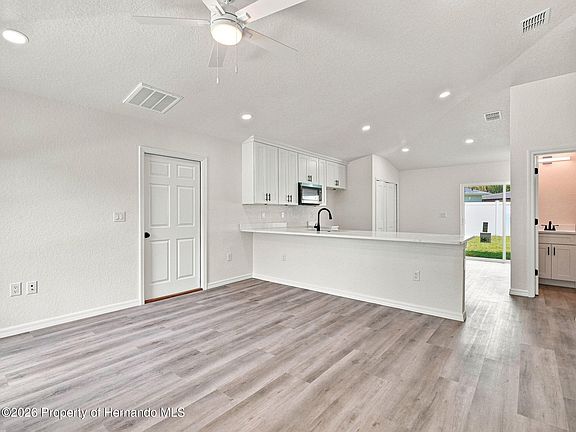 5th image of 7358 Centerwood Ave