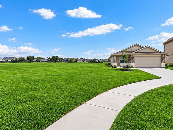 2nd image of 2074 Legacy Hills Dr