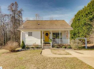 216 W Finger St, Landrum, SC 29356