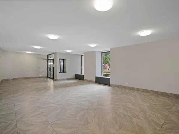 1200 East 53rd Street image 9 of 10