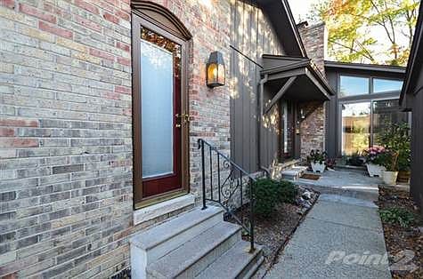 1st image of 770 Greenhills Dr