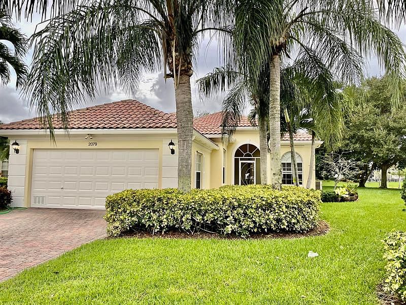 2nd image of 2079 Hermitage Dr