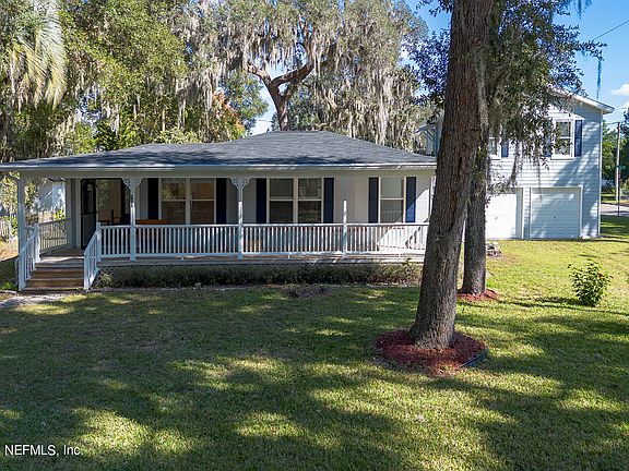 3rd image of 702 MYRTLE Avenue