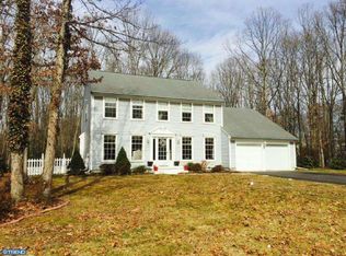 1801 Arlington Dr, Williamstown, NJ 08094