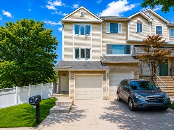 133 Cardiff St, Staten Island, NY 10312