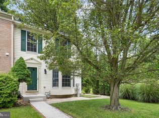 1 Cedarwood Cir, Pikesville, MD 21208