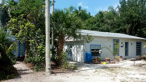 237 Avenida De La Isla Photo 1