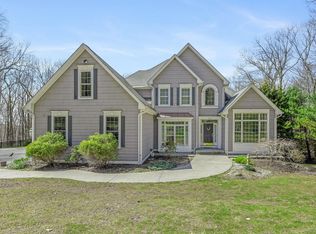 35 Ravens Croft Rd, Vernon, CT 06066