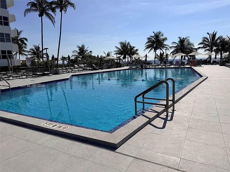 1985 S Ocean Dr #MZM — Photo 22