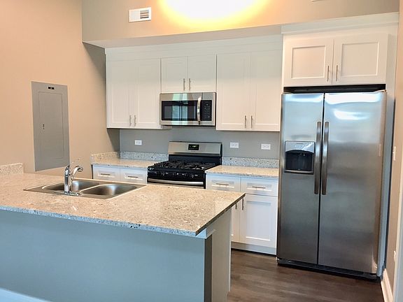 5th image of 362 S Main St Unit 362