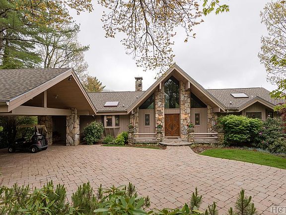 2nd image of 745 Country Club Dr
