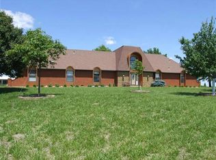 11550 SW Us Highway 40, Topeka, KS 66615