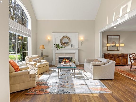 3rd image of 4679 Dogwood Dr