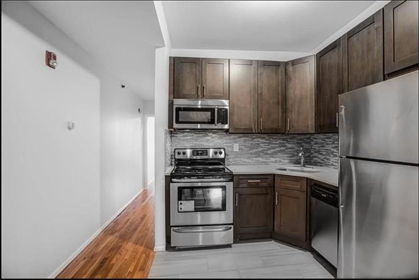 1st image of 132 Jefferson St APT 2R