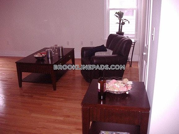2nd image of 23 Aspinwall Ave #U1a
