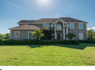 140 Cambronne Cir, Blue Bell, PA 19422
