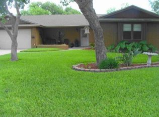 10742 Westwood Dr, Corpus Christi, TX 78410