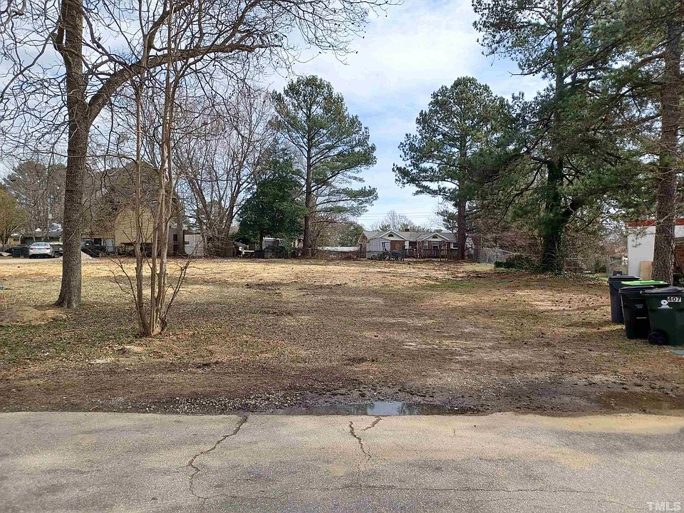 1st image of 407 S Tunstall Ave