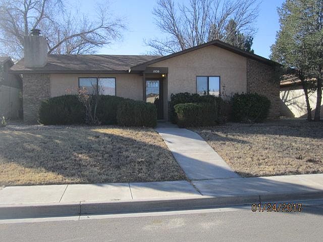 1st image of 1030 Ivy Dr