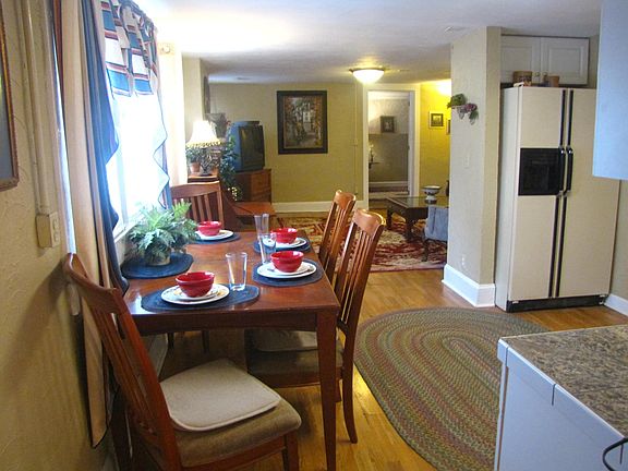 5th image of 177 W Sevier Ave APT E