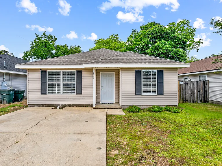 8407 Jarmen Ln — Photo 13