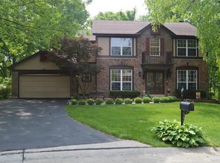 92 Honey Ridge Ct, Saint Charles, MO 63304
