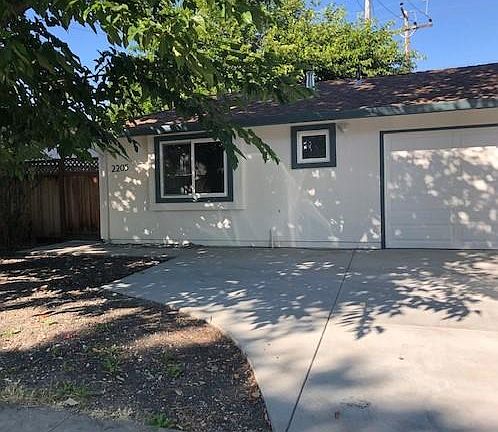 5th image of 2205 Nobili Ave