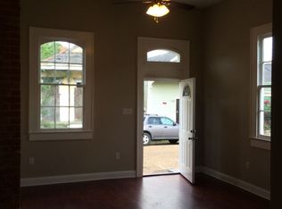 2325 Pauger St, New Orleans, LA 70116