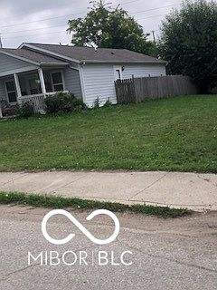 2nd image of 103 N Bradley Ave