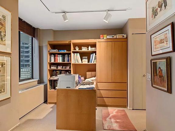 4th image of 311 E 38th St APT 6E