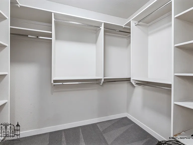 3287 E Thoroughbred Ln — Photo 15