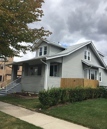 3rd image of 3225 Scott St