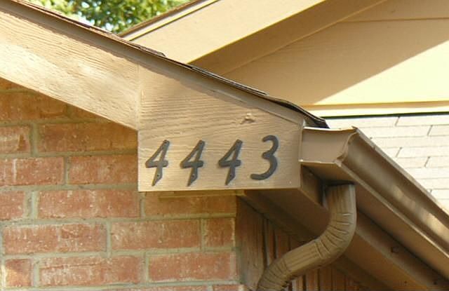 2nd image of 4443 Lizzy Dr