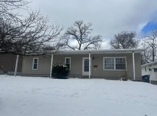 1124 Middlecoff Dr, Akron, OH 44313