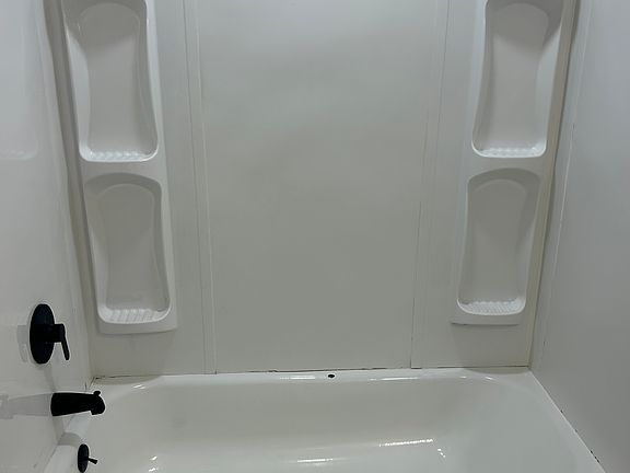 5th image of 2437 University Dr