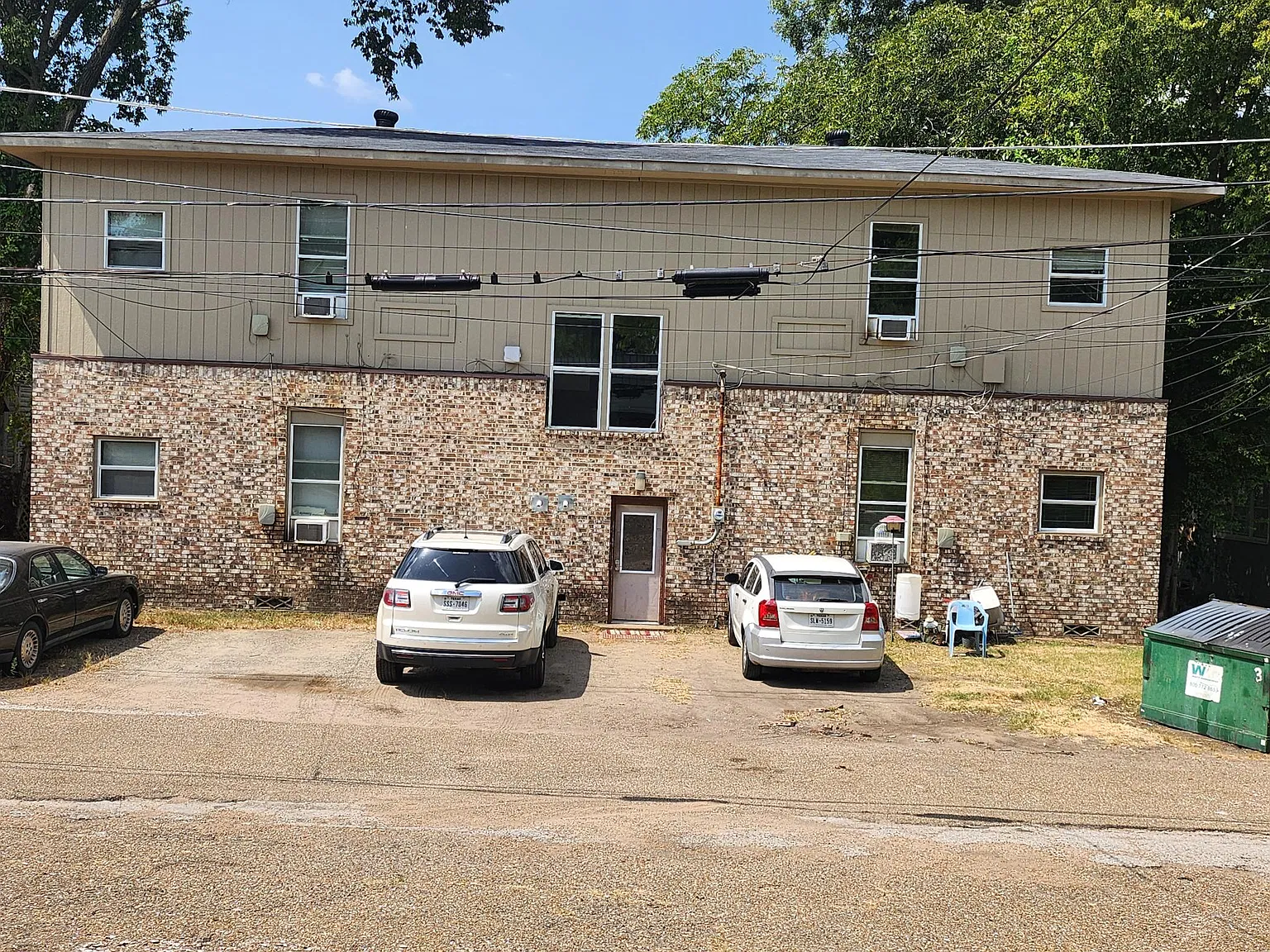 808 1/2 Main St — Photo 3