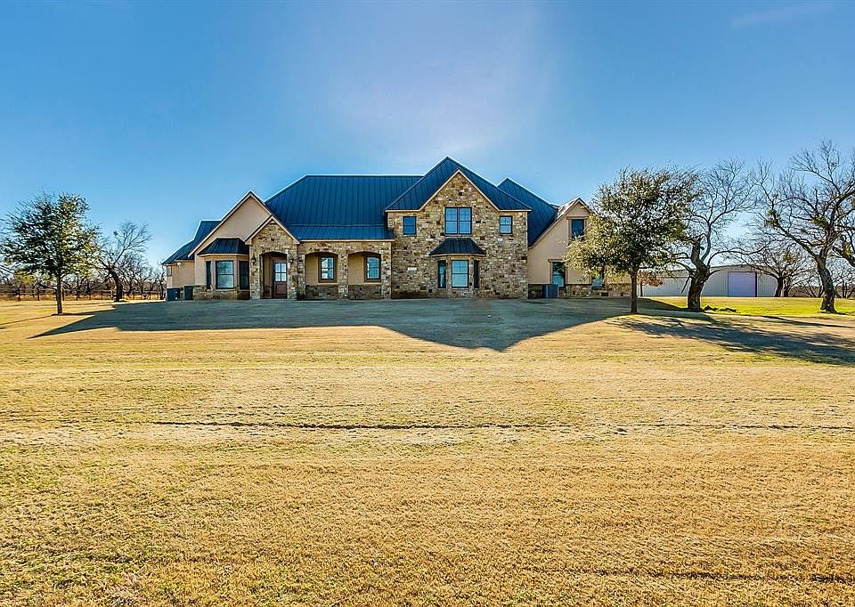 1st image of 16-16681 Estates Ln
