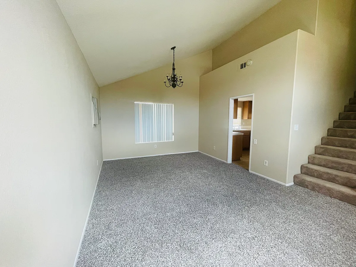Building Photo - 1435 Avena Way
