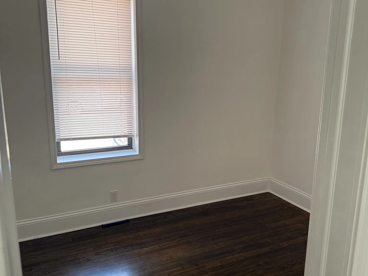 2 bed, 1000 sqft, $2,700 — Photo 3