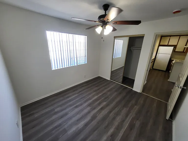 1225 Belmont Ave — Photo 10
