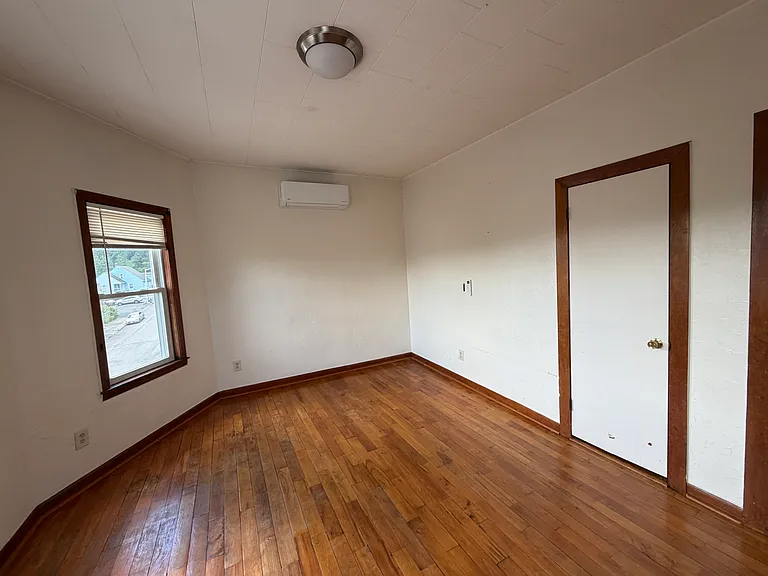 10 Creston St #3 — Photo 2