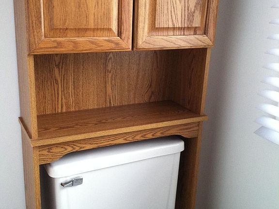 Upstairs Full Bathroom