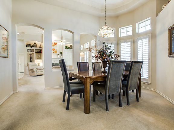 3rd image of 6101 Park Meadow Ln