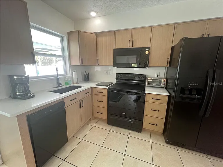 18140 Wolbrette Cir — Photo 7
