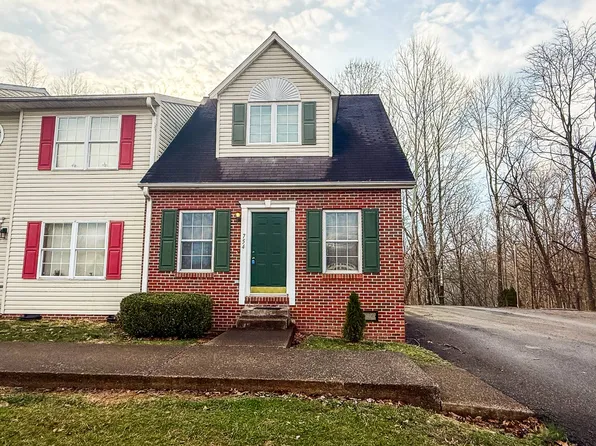 754 Days Dr #6, Sutton, WV 26601