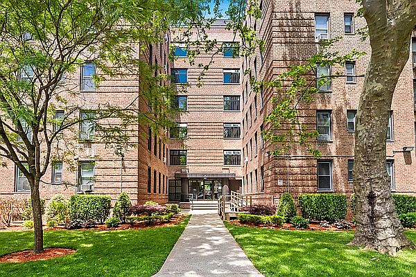 1st image of 2251 Knapp St APT 4G