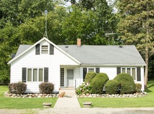 2805 N Bayview Ln, McHenry, IL