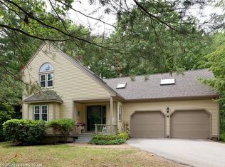 4 Ash Ln, York, ME 03909