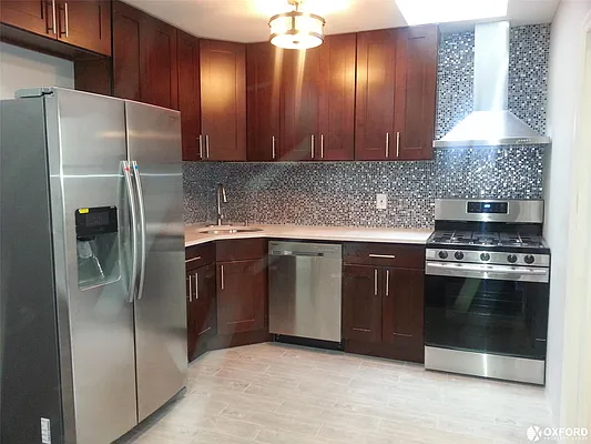 Rented by Oxford Property Group | media 9